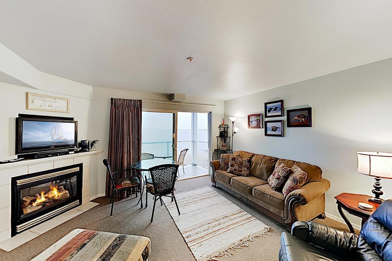 Апартаменты Waters Edge Salishan Beach Номер фото