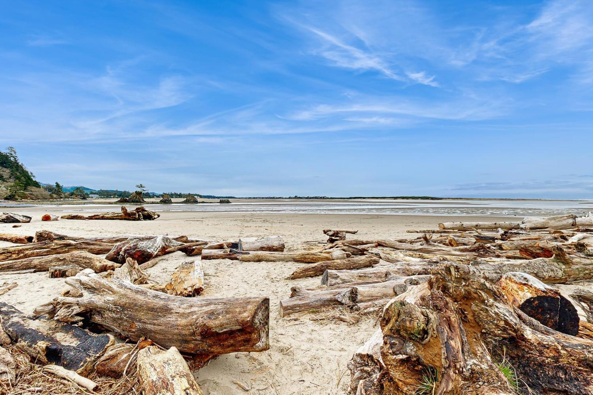 Апартаменты Waters Edge Salishan Beach Номер фото
